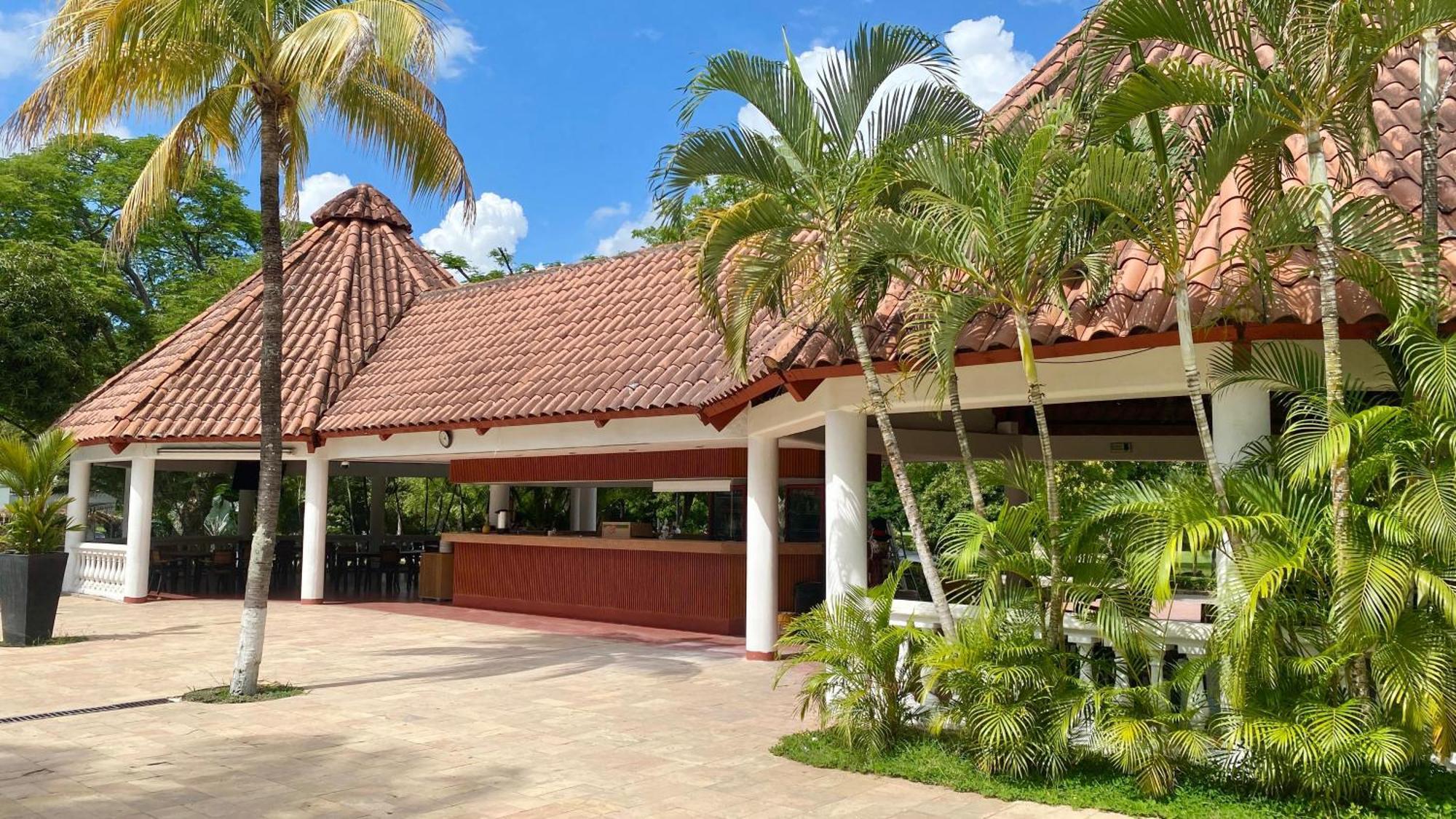 Готель Club Campestre De Neiva Нейва Екстер'єр фото